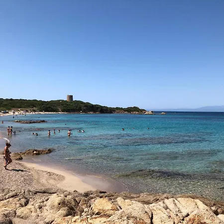 Accogliente Trilocale Con Terrazzo Vista Mare, Mirice - Vignola Mare *