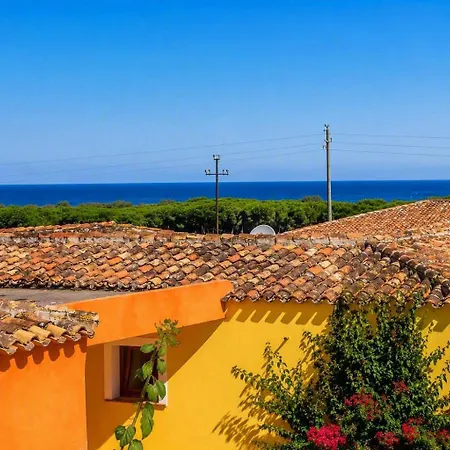 Accogliente Trilocale Con Terrazzo Vista Mare, Mirice - Vignola Mare Li Valcaggi